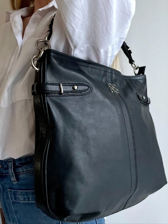 Coach Handbags - Coach Colette Black Cowhide Leather Hobo Shoulder Bag